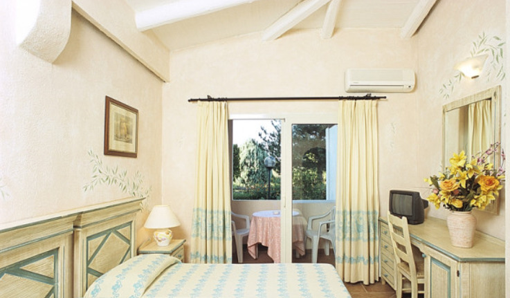 Colonna Beach Hotel Marinella Marinella  Kültér fotó