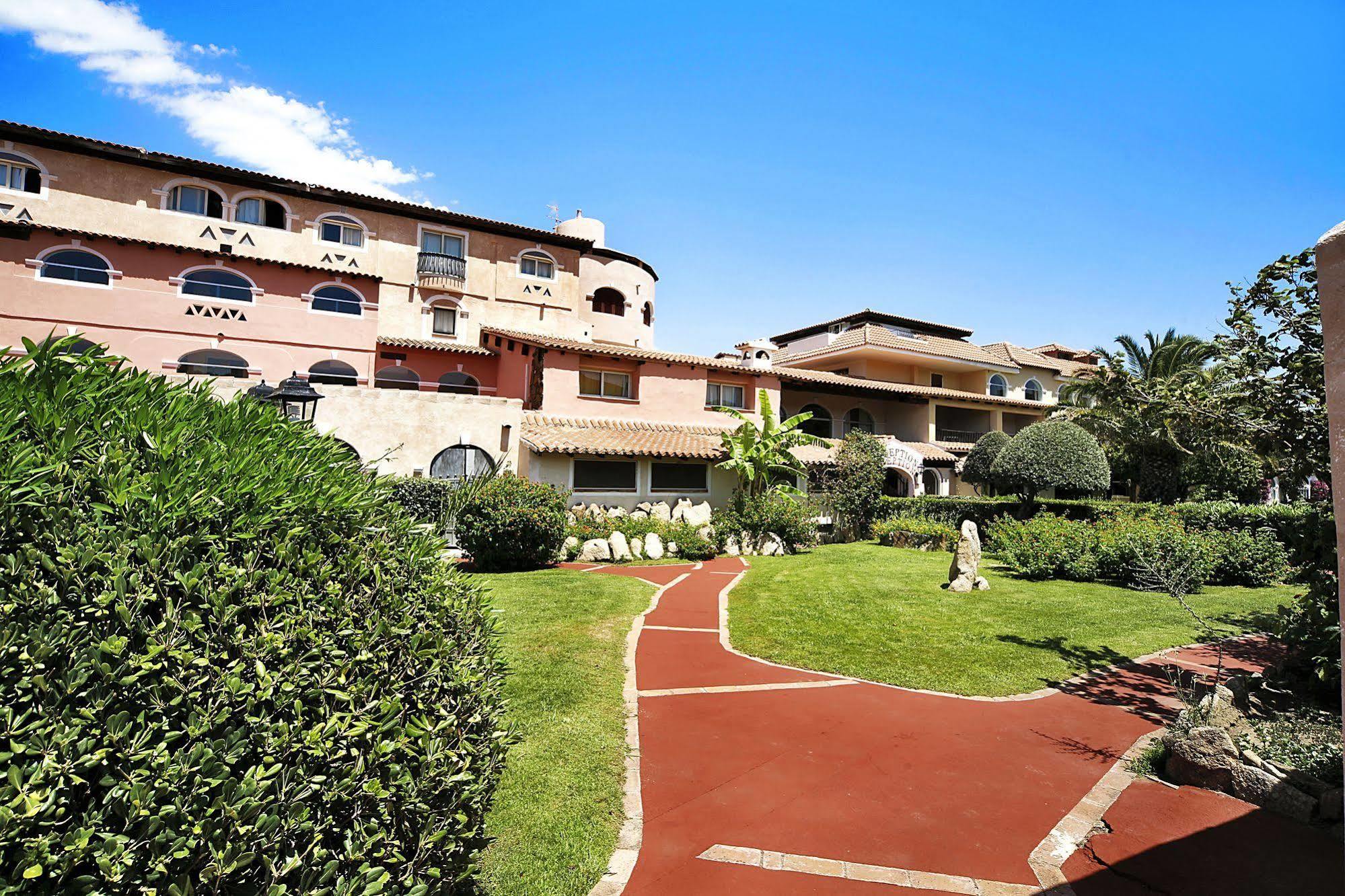 Colonna Beach Hotel Marinella Marinella  Kültér fotó